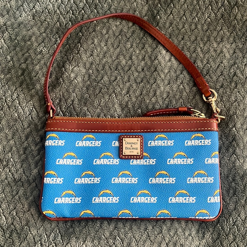 Dooney & Bourke NFL wristlet clutch purse